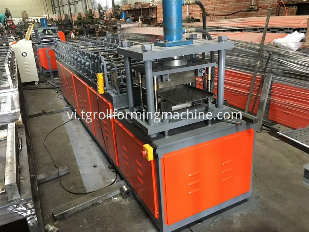 Storage Shelving Roll Forming Machine